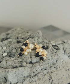 YECCA VECCA パールMIXボリュームピアス