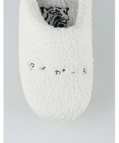 une nana cool MADE WITH 阪神タイガース やわらかもふもふルームシューズ