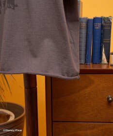 AMERICAN HOLIC 【TOY STORY】リメイク風グラフィックTシャツ