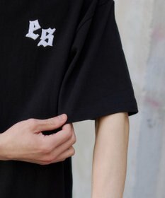 WEGO 【ユニセックス着用ITEM/MLサイズ展開】アクセ付きストレートライングラフィックT（SS）