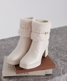 Maison de FLEUR パールリボンファーブーツ