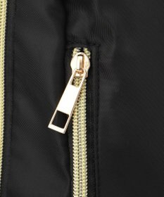 ANY 【PC・A4サイズ収納可】スクエアマルチポケットリュック