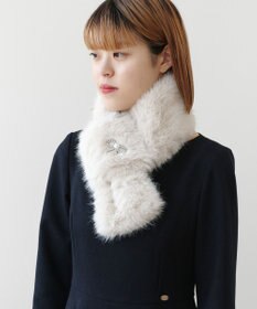 TOCCA 【百田夏菜子さん着用】【ブローチ取り外し可】BIJOUX RIBBON FURTIPPET ティペット