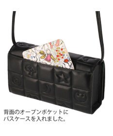 tsumori chisato CARRY ネコキルティング 財布ショルダー ミニバッグ ショルダーバッグ