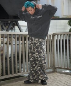 WEGO 【ユニセックス着用ITEM】ピグメントラメグラフィックプルパーカー