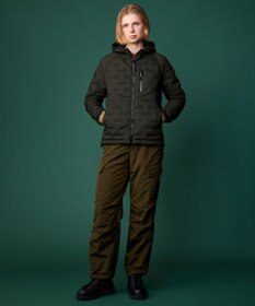 JOSEPH ABBOUD MOUNTAIN 【ストレッチ/撥水/軽量/パッカブル/ライナードッキング対応】2WAYストレッチ ダウン パーカー