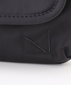 LA BAGAGERIE 【maison vert】 【撥水】撥水ナイロン多機能ポシェット