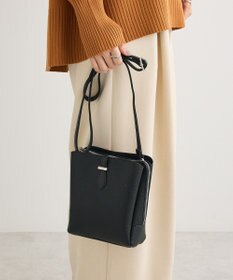 Green Parks ａｎｄｍｉｋｋａ．三層ミニショルダーバック