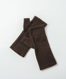 AND WOOL 〈上質な素材と手仕事から生まれた優しいニット〉ヤクの糸を編んだニット手袋