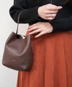 INTER-CHAUSSURES 【LORISTELLA】シュリンクレザーバケットバッグ