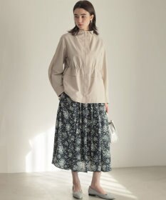 組曲 スタンドネックライトアウター