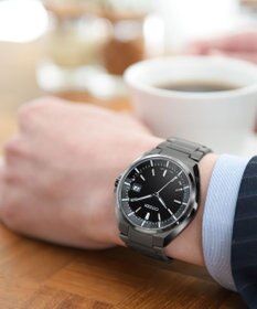 CITIZEN 【洗練された佇まいと上質なブラックボディ】光発電エコ・ドライブ 電波時計「ブラックチタンシリーズ」