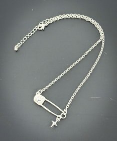 WEGO Lスセーフティピンモチーフネックレス