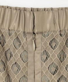 自由区 【SHIHOさん着用・こだわり素材】パネルレース スカート