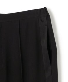 uncrave バックサテンジョーゼット フレアパンツ