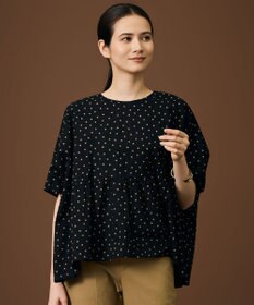 自由区 【WEB&一部店舗限定・サラリ触感】コットンサッカープリント ブラウス
