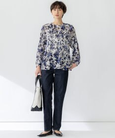 23区 【洗える】ニュアンスフラワー プリント ブラウス