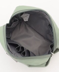 Y'SACCS 【ナイロンタフタ】トラベルポーチ