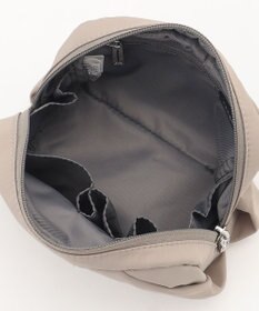 Y'SACCS 【ナイロンタフタ】トラベルポーチ