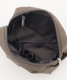 Y'SACCS 【ナイロンタフタ】トラベルポーチ