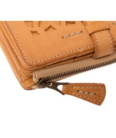 genten カットワーク 二つ折り財布