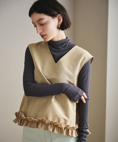 #Newans 【金子綾さんインスタライブご紹介アイテム】〈小柄さんにお勧め〉フリルヘムジレブラウス