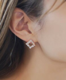 Tiaclasse 【金属アレルギー対応】スクエアストーン養殖パールピアス