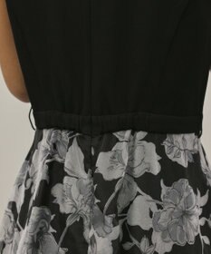 GRACE CONTINENTAL カシュクールフラワープリントワンピース