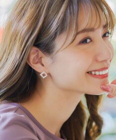 Tiaclasse 【金属アレルギー対応】スクエアストーン養殖パールピアス