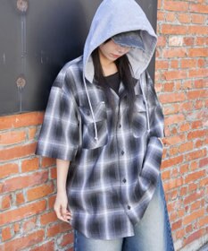 WEGO 【ユニセックス着用ITEM/MLサイズ展開】オンブレチェックフードシャツ（SS）