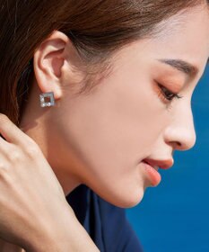 Tiaclasse 【金属アレルギー対応】スクエアストーン養殖パールピアス