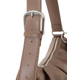 Green Parks マルチＷＡＹベルトワンハンドルバッグ