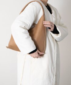 INTER-CHAUSSURES 【ANDREA CARDONE】シュリンクレザーショルダーバッグ