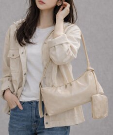 style code 【Ungrid/アングリッド】　ポーチチャーム付　ワイドバックルベルト ワンハンドルショルダーバッグ
