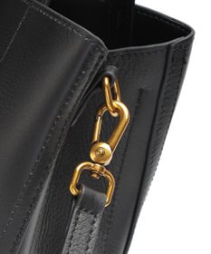 style code ［RICKERS/リッカーズ］ナチュラルレザーアオリハンドバッグ