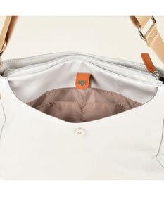 LA BAGAGERIE コーティングキャンバス ショルダーバッグ