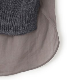 BEIGE， BAMBOO / Vネックニット