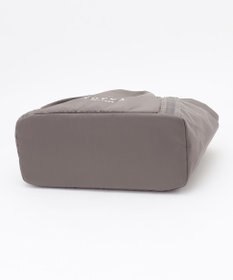 TOCCA 【WEB＆一部店舗限定】【A4サイズ対応・撥水・サスティナブル素材】SOSTA POCKETTOTE トートバッグ