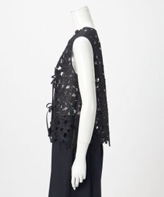 23区 【GOLD LABEL/見上愛さん着用】エンブロイダリーレース ジレ
