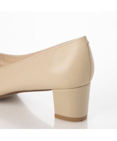 Riz raffinee <Riz raffinee>Vカットポインテッドトゥパンプス