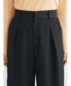 Green Parks ワンタックカーヴィーパンツ