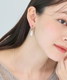 Phoebe 〈金属アレルギー対応〉バランスバロックパールフープイヤリング　シルバー/ステンレス/大ぶり/存在感◎/主役級