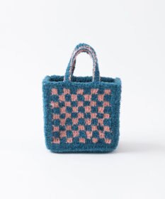 TRICOTE [en] 残糸で編んだ手編みハンドバッグ