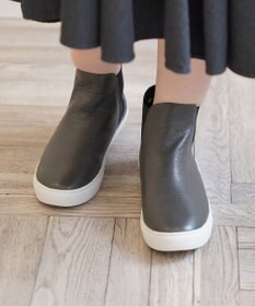 Pointer 本革サイドゴアショートブーツ