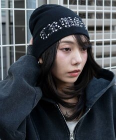 WEGO ロゴ刺繍スタッズビーニー