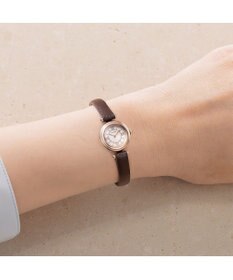 CITIZEN 【アンティークな雰囲気】 18.4mm 小さくて可愛い 上品でおしゃれ 光発電エコ・ドライブ