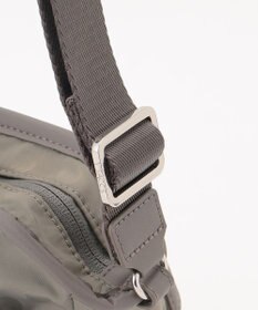 Y'SACCS Polka Dots　パイピングポケットポシェット