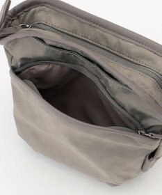 Y'SACCS Polka Dots　パイピングポケットポシェット