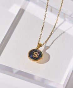 AMERICAN HOLIC ステンレスラウンドイニシャルネックレス