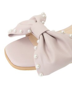Maison de FLEUR パールリボンサンダル